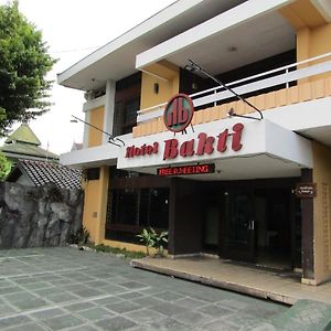 Hotel Bakti